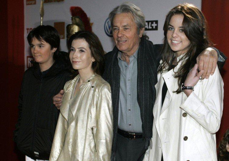 Ален Делон - Его дети и внуки