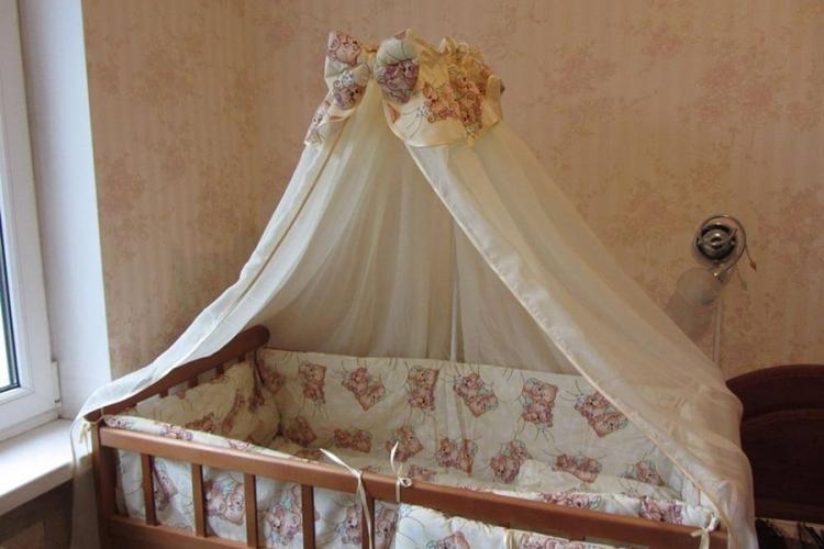 Балдахин на детскую кроватку - идеи дизайна фото