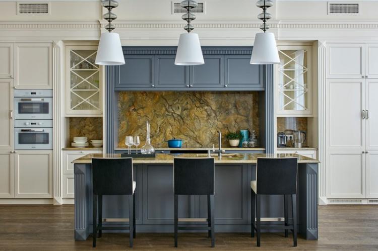 Барная стойка в классическом стиле