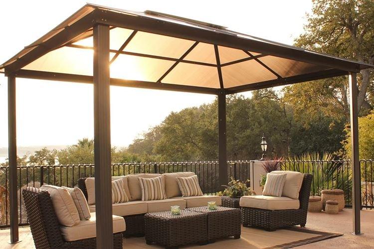 Беседка из поликарбоната с многоскатной крышей - фото и идеи