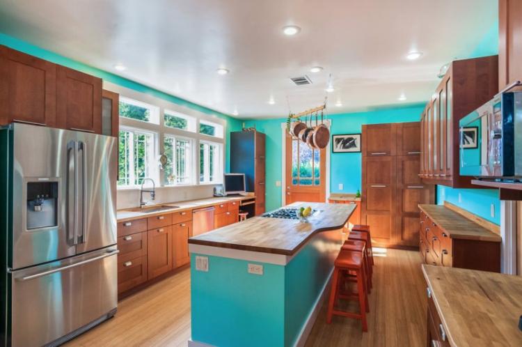 Дизайн кухни - Бирюзовый с коричневым