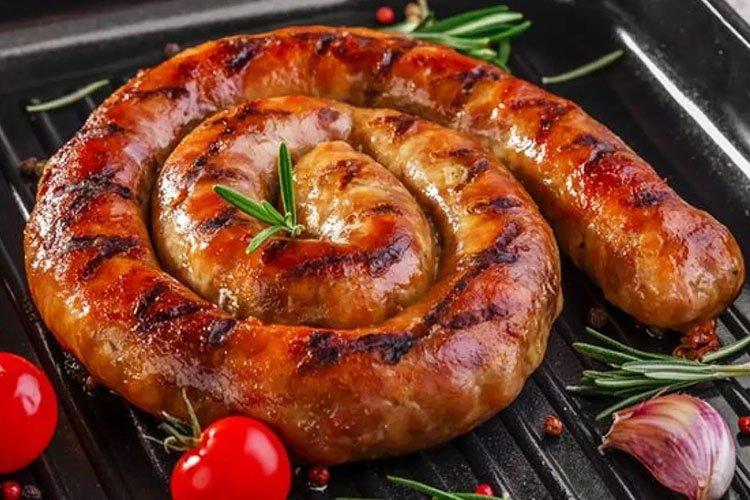 Домашняя колбаса из индейки - рецепты