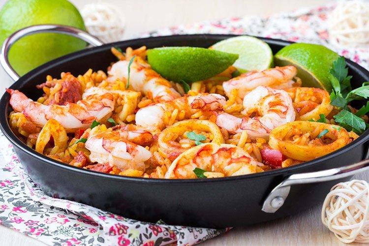 Картошка с кальмарами по-средиземноморски - рецепты