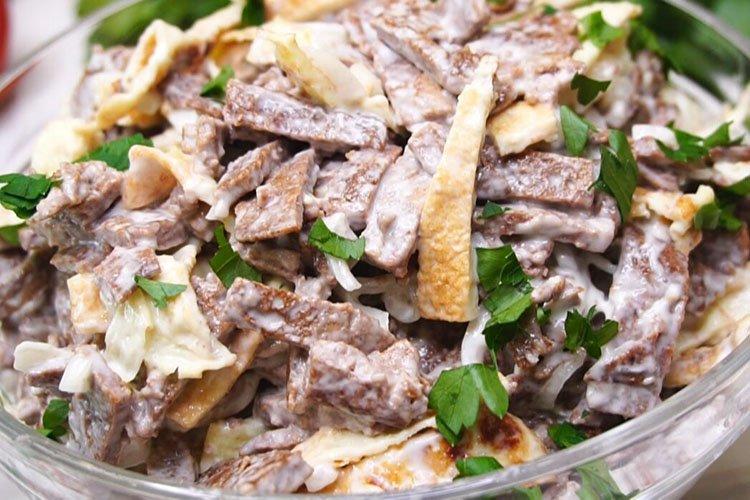 Салат с куриной печенью - рецепты