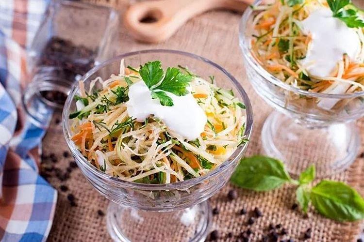 Салат с репой, овощами и яйцом - рецепты