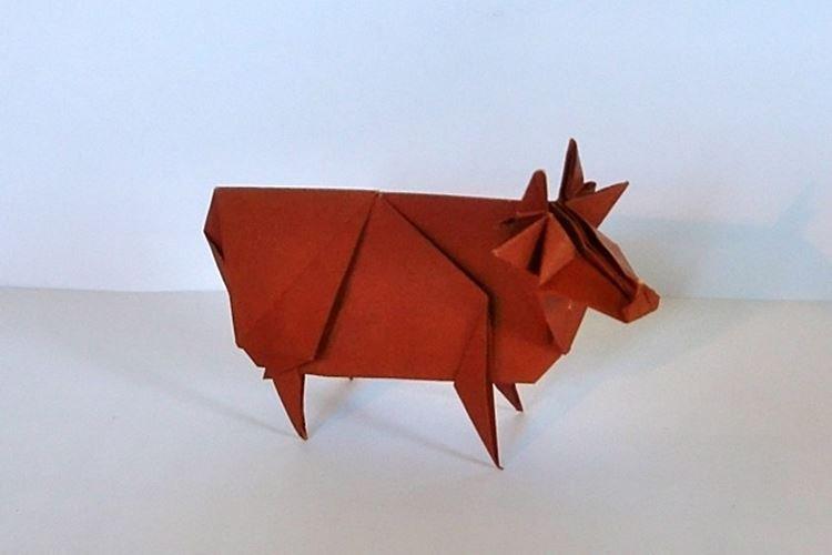 Бычок из бумаги на Новый год 2021 - фото и идеи