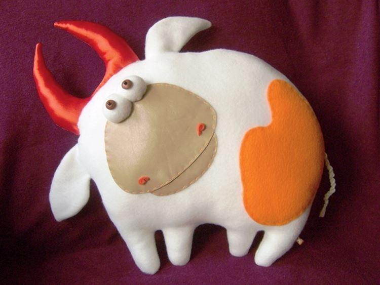 Бычок из ткани своими руками - фото и идеи