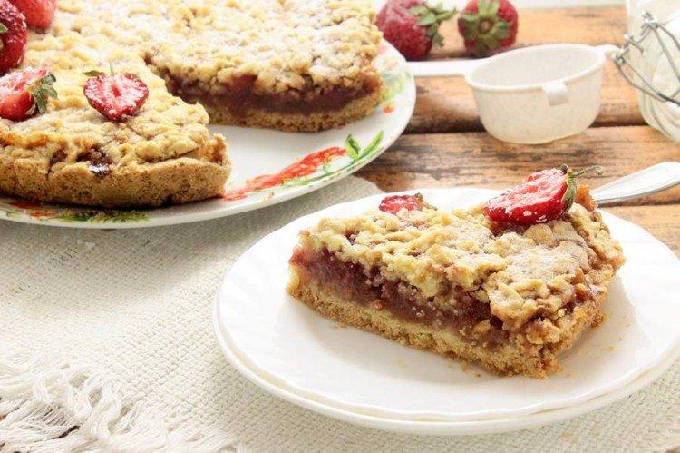 Быстрый тертый пирог к чаю - рецепты