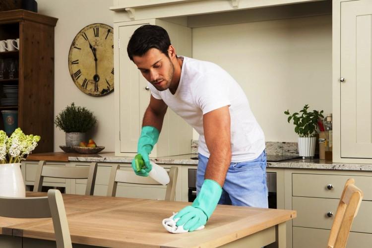 Что должен делать мужчина по дому?