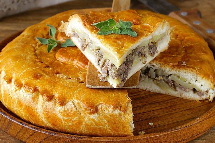 Песочный пирог с фаршем и картошкой - Что приготовить из фарша и картошки рецепты