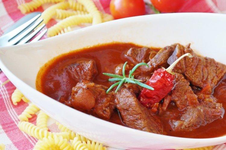 Говядина в томате с карри - Что приготовить из говядины рецепты