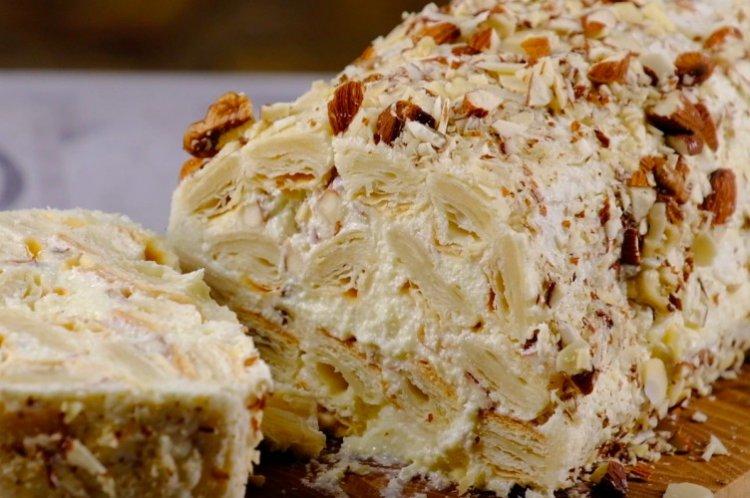 Торт Полено с миндалем - Что приготовить из слоеного теста рецепты