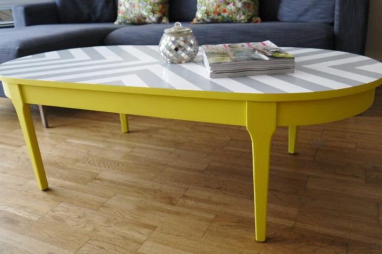 Краска и трафареты - Декор старого стола своими руками