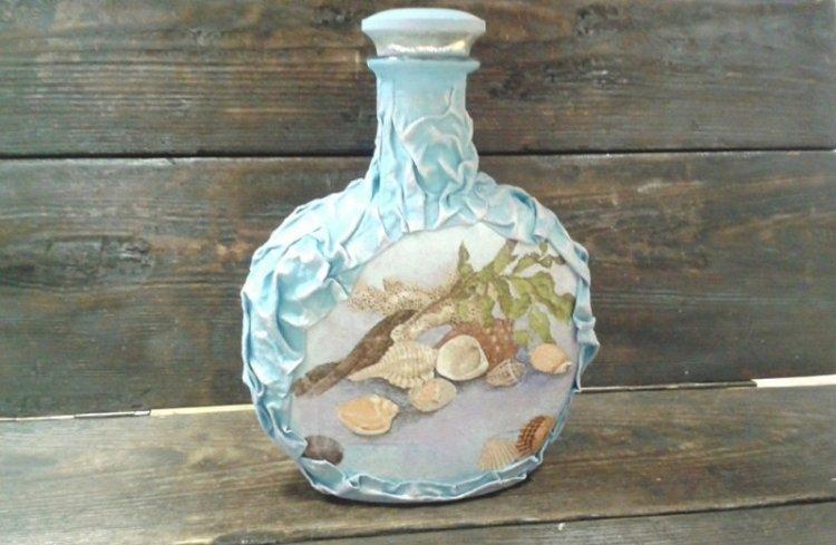 Декупаж бутылки тканью - фото и идеи