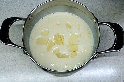 Детский торт из M&M’s и Киндер шоколада своими руками - пошаговый рецепт