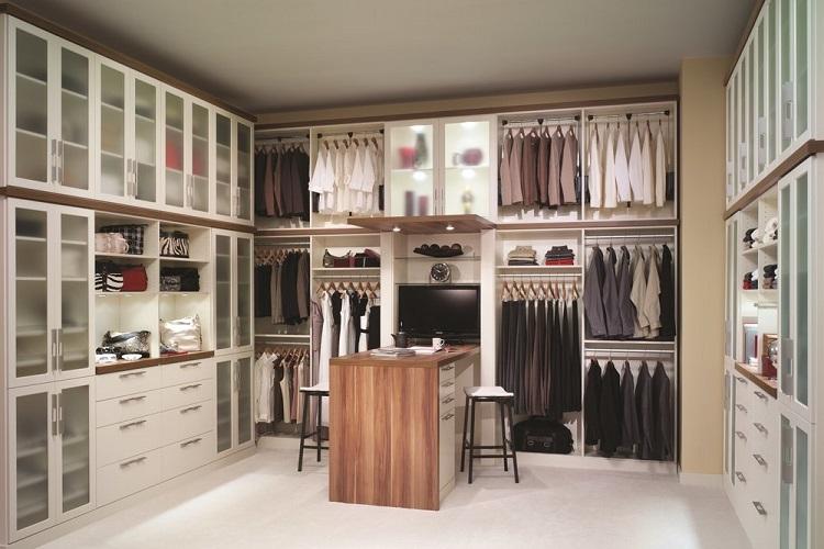 Дизайн гардеробной комнаты - фото реальных интерьеров