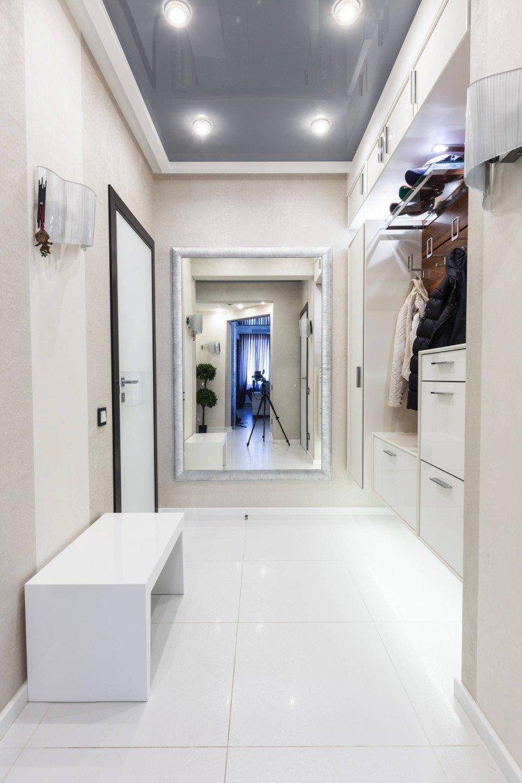 Прихожая и коридор в стиле контемпорари - дизайн интерьера фото