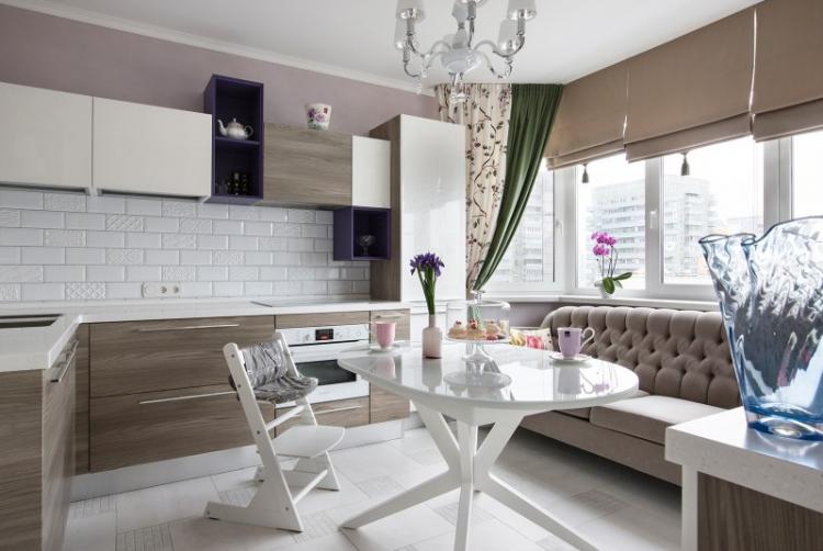 Кухня, совмещенная с балконом - дизайн интерьера фото