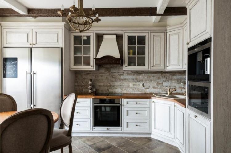 Фартук для кухни в классическом стиле