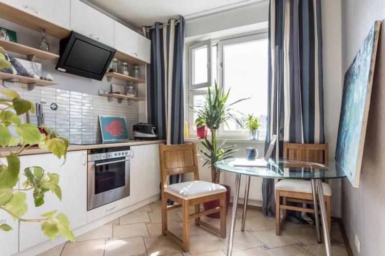 Дизайн маленькой кухни - фото реальных интерьеров