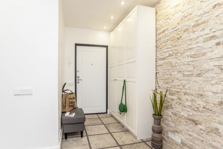 Дизайн маленькой прихожей - фото реальных интерьеров