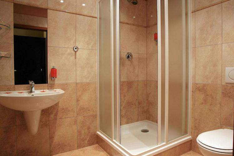 Дизайн маленькой ванной комнаты - фото реальных интерьеров