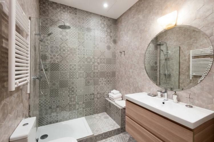 Дизайн маленькой ванной комнаты - фото реальных интерьеров