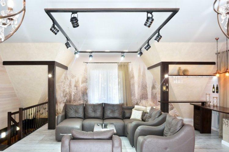 Дизайн гостиной в мансарде - фото