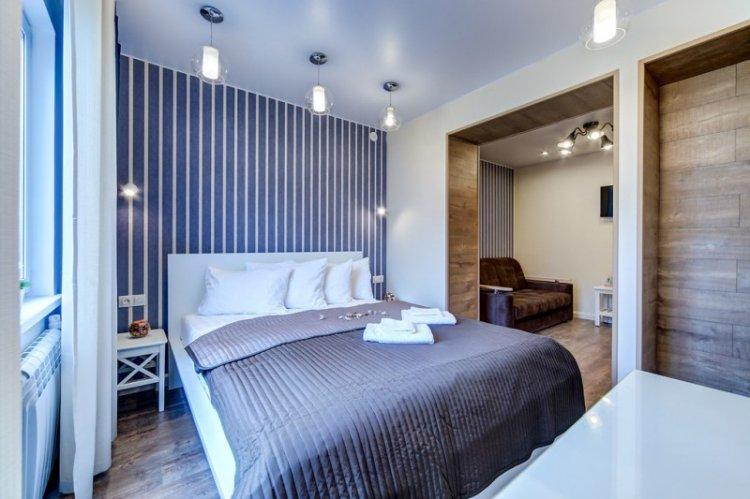 Узкая спальня - дизайн интерьера фото