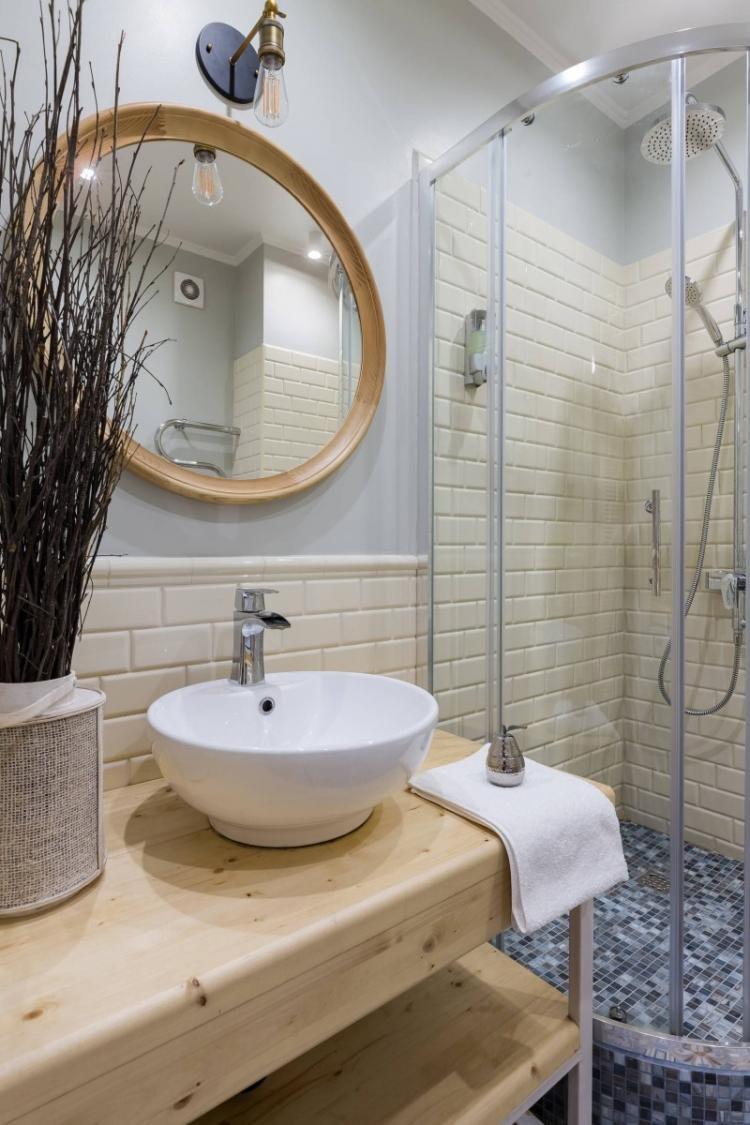 Узкая ванная комната - дизайн интерьера фото