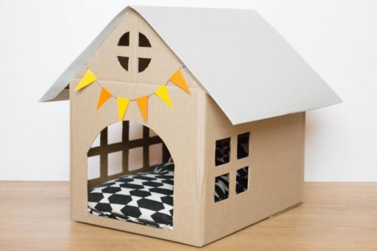 Домик из картонной коробки - Домик для кошки своими руками