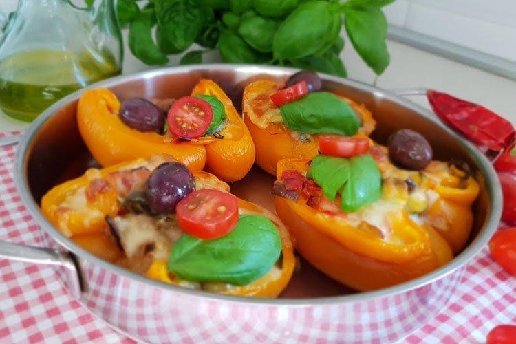 Перец, фаршированный картофельным пюре - рецепты