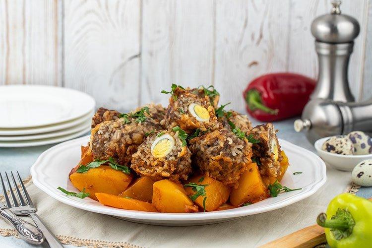 Фаршированный перец с перепелиными яйцами - рецепты