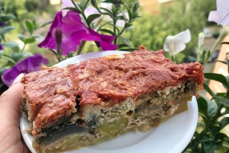 Запеканка с фаршем, кабачками и баклажанами