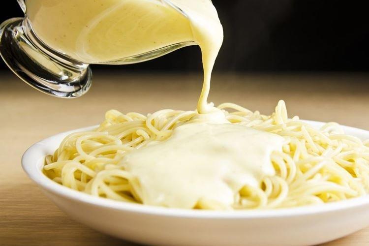 Сырный соус с плавленым сыром