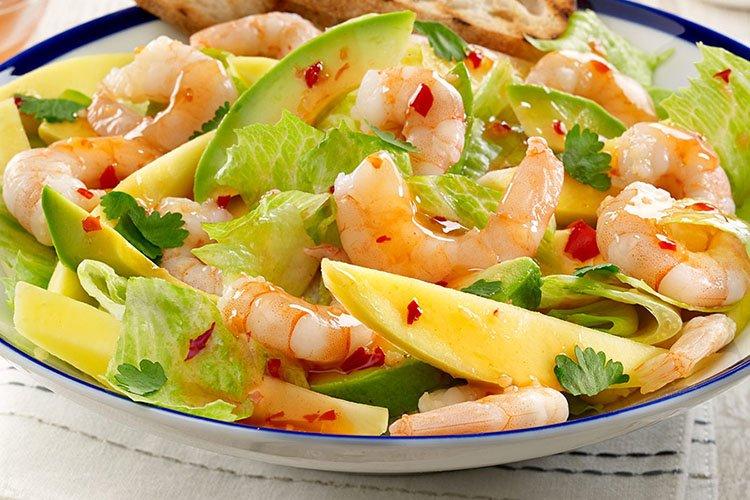 Салат «Морская пена» с морепродуктами