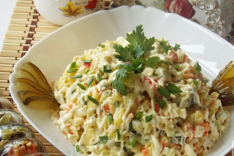 Картофельный салат с крабовыми палочками