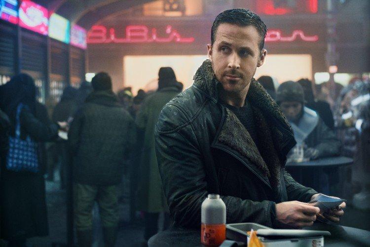 Бегущий по лезвию 2049 (2017)