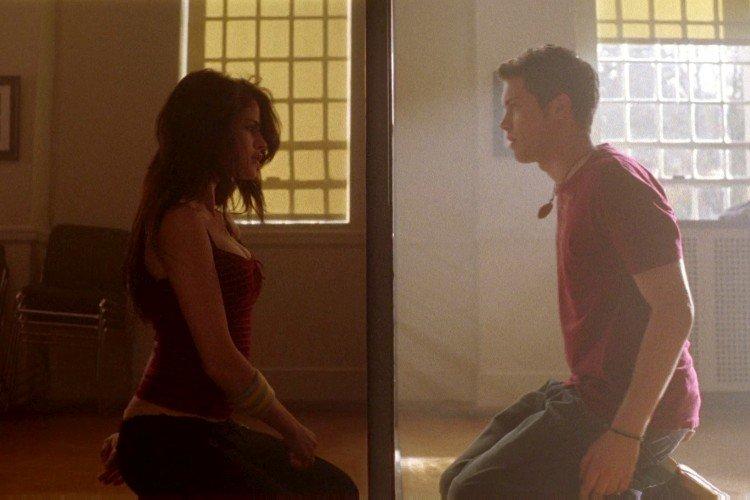 Еще одна история о Золушке (2008)