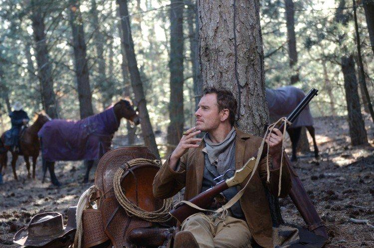 Строго на запад (2015)