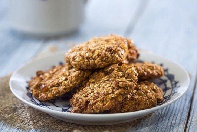 Постное печенье из овсяных хлопьев