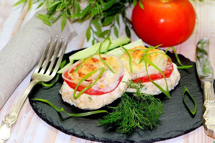 Куриные котлеты «под шубой»