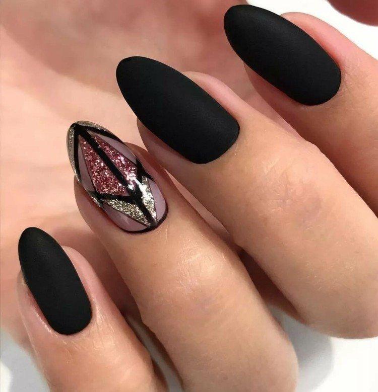 Черный маникюр – фото и красивые идеи