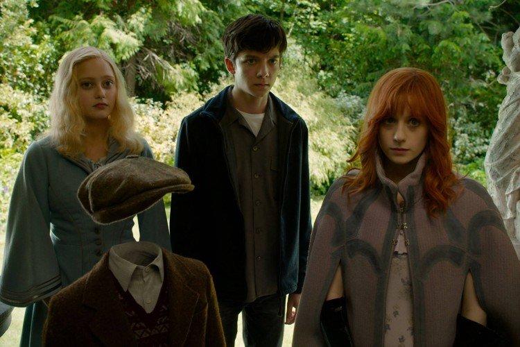 Дом странных детей мисс Перегрин (2016)