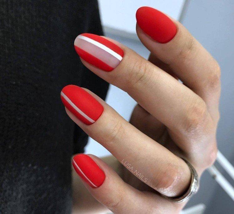 Красный маникюр – фото и красивые идеи