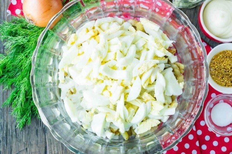 Салат из белой редьки «Летний»