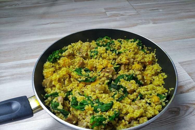 Булгур с говядиной, тыквой и шпинатом