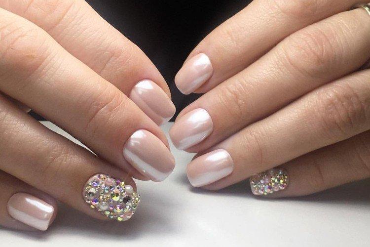 Бежевый маникюр - фото и идеи