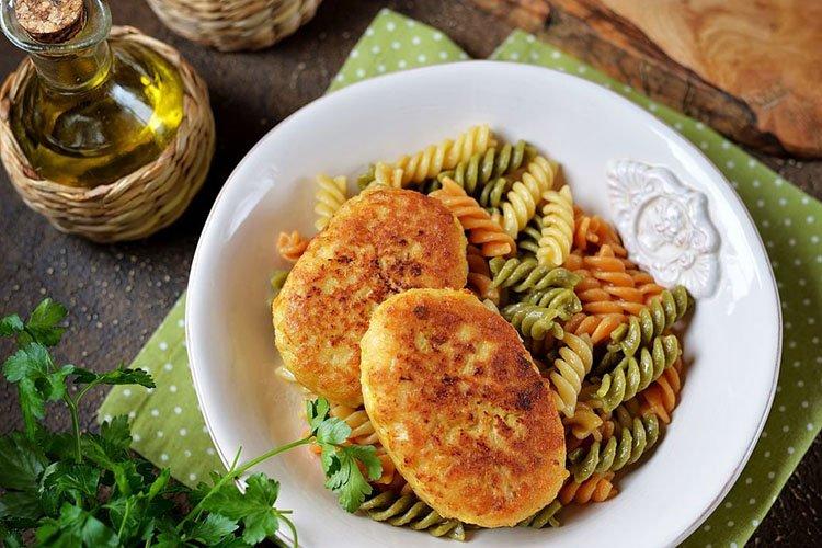 Нежные котлеты из минтая без яиц и хлеба