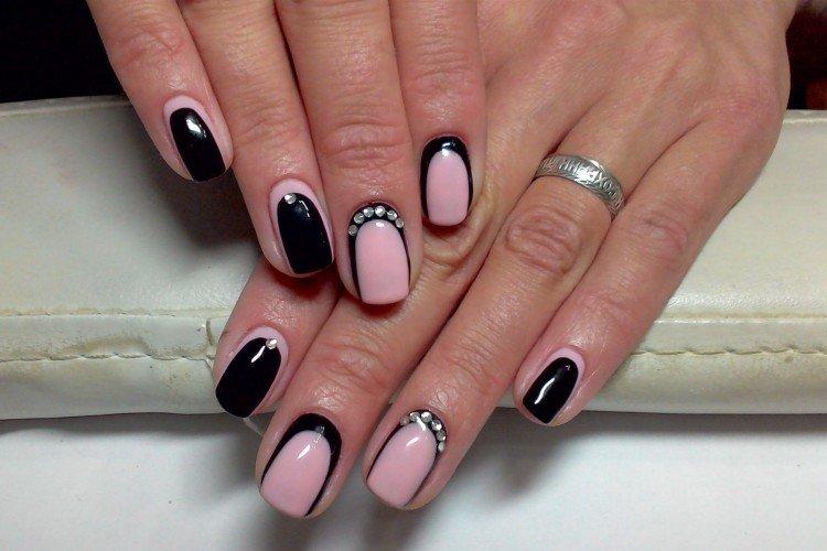 Розовый маникюр - фото и идеи
